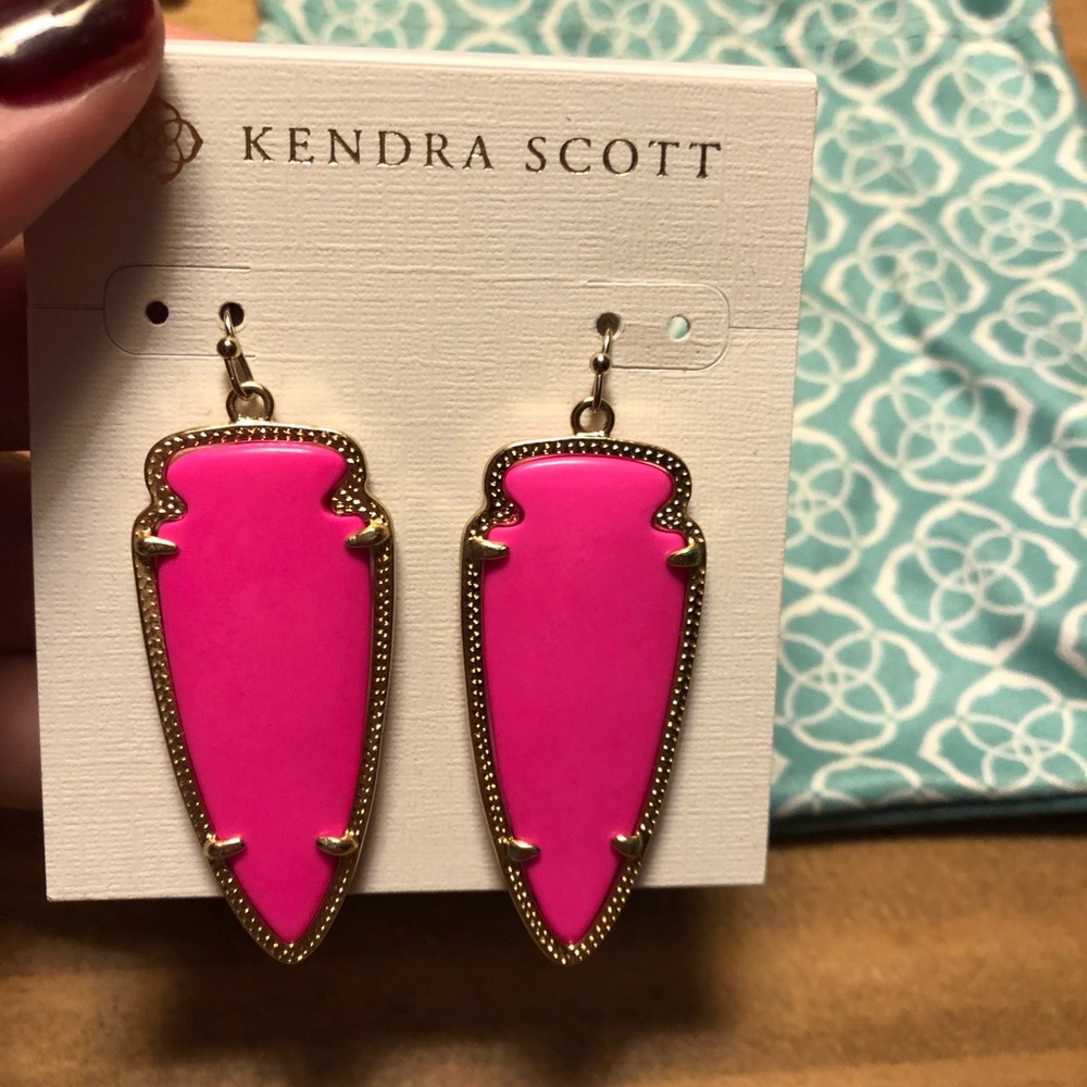 Kendra Scott Neon Pink Skylars